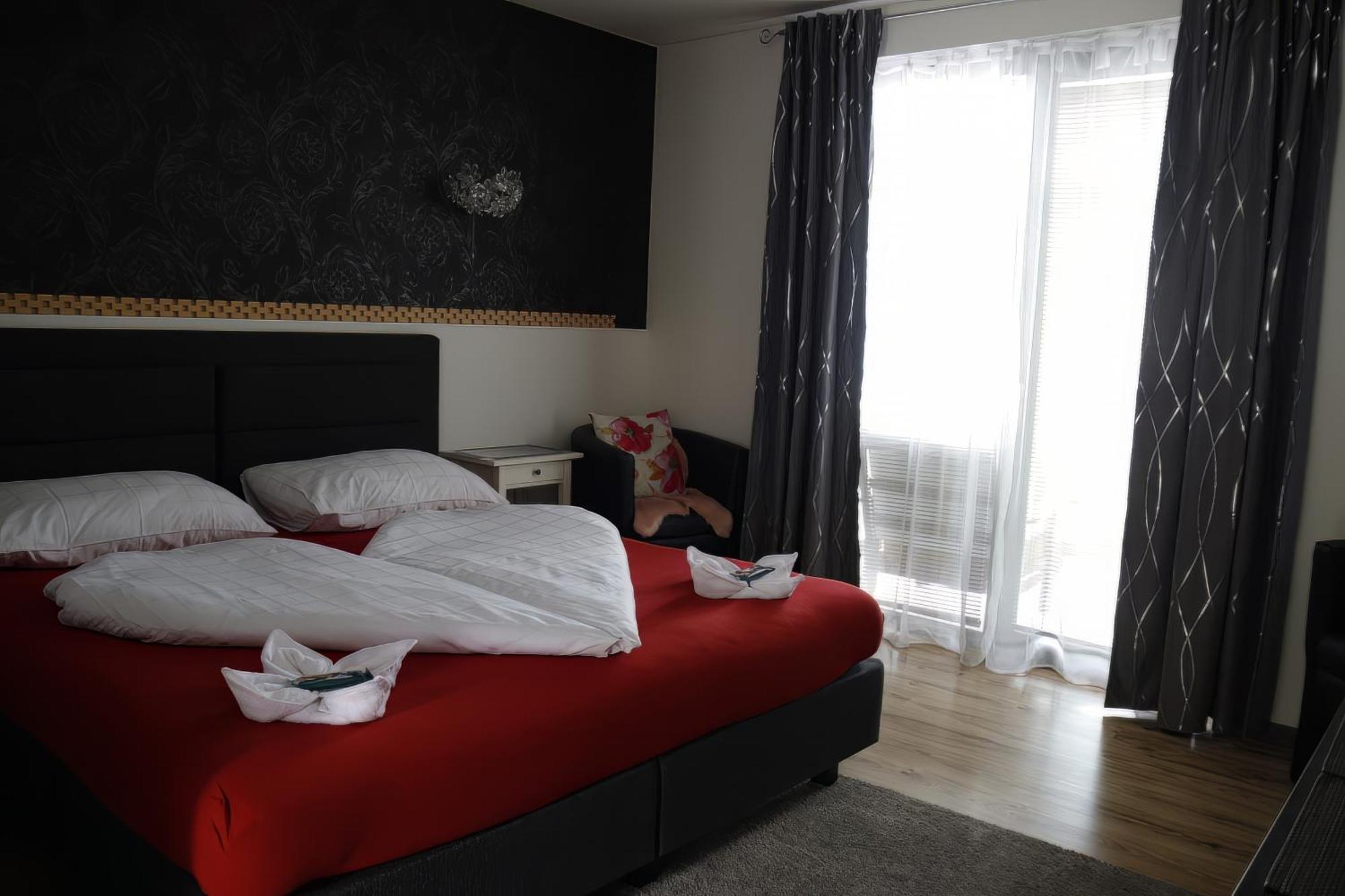 Apartman Navrchu Брезно Экстерьер фото